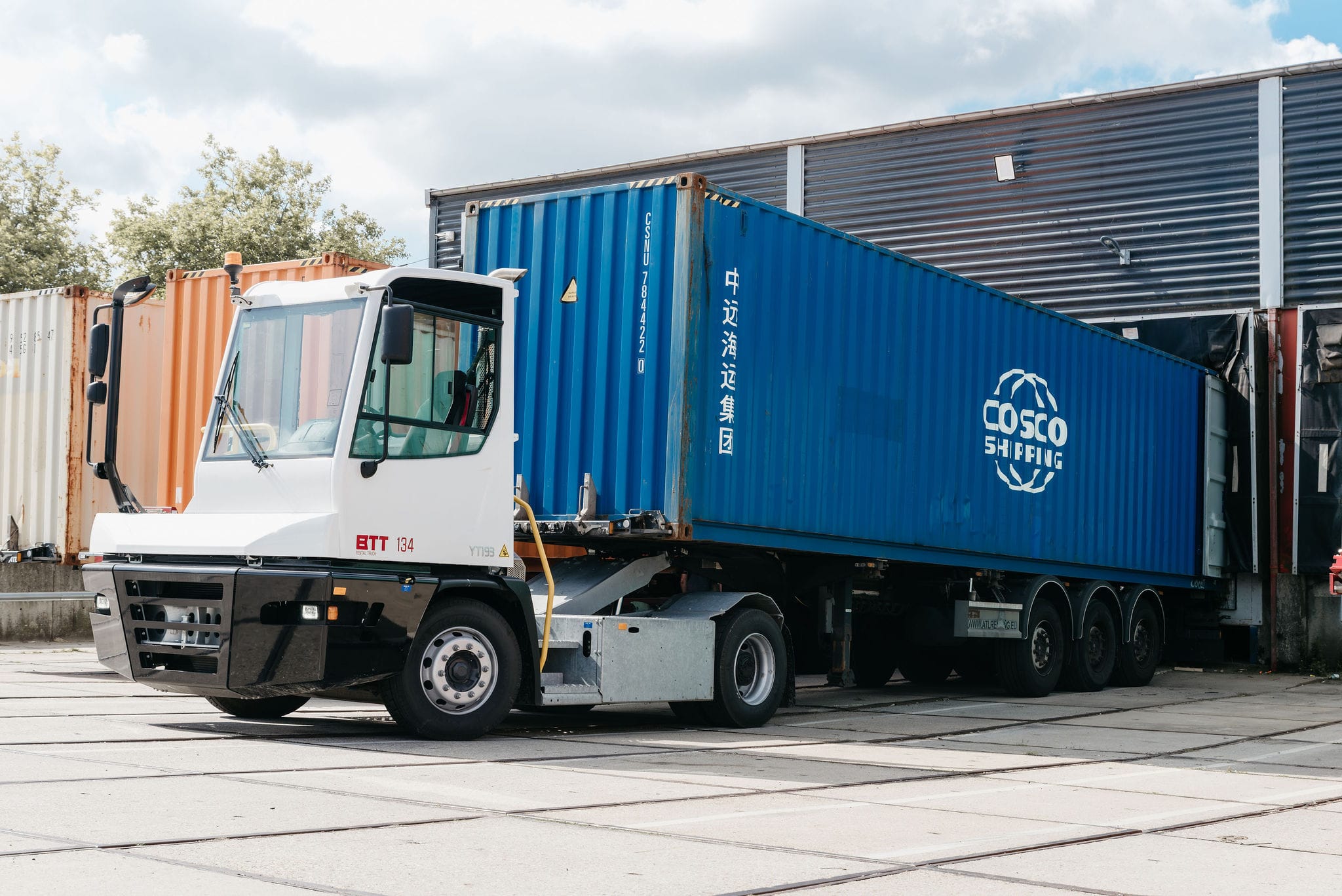 car container handling