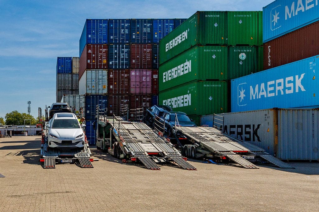 international vehicle shipping